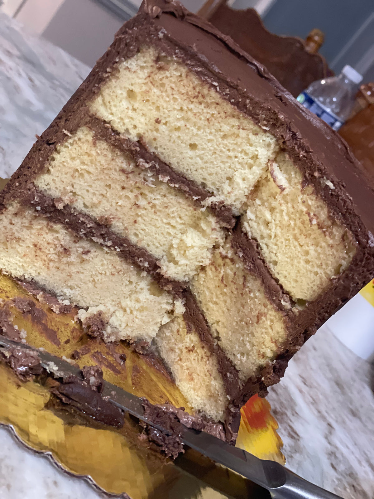 Vanilla Cake with Chocolate Buttercream